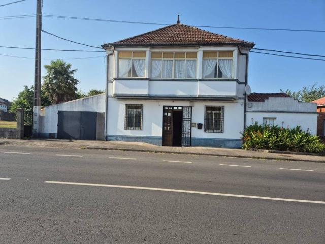 Chalet en venta en Arzúa, Galicia