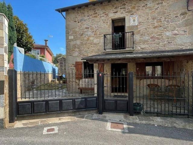 Chalet en venta en Lampón, Boiro