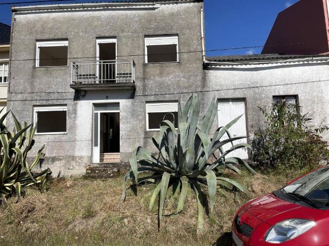 Villa en venta en Boiro, A Poza