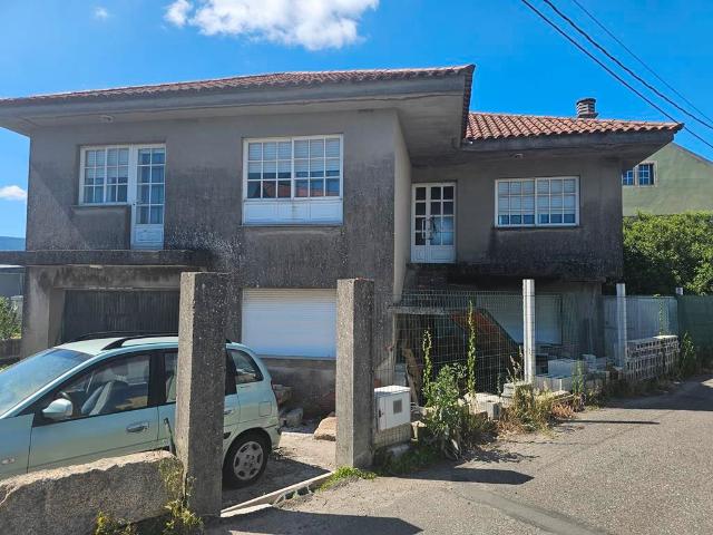 Villa en venta en Boiro, A Poza
