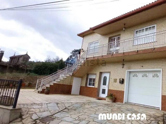 Villa en venta en Boiro, A Poza