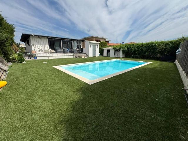 Chalet en venta en Bollullos De La Mitación, Andalucía