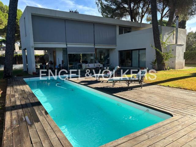 Chalet en venta en Bollullos De La Mitación, Andalucía