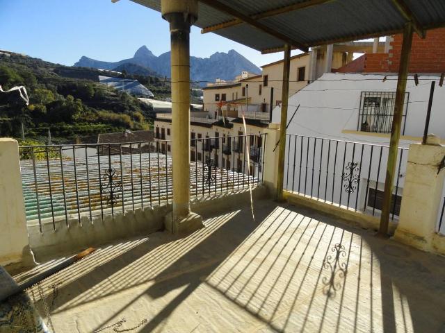 Chalet en venta en Bolulla