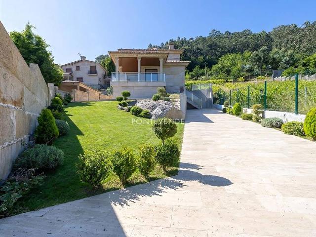 Chalet en venta en Padriñán, O Salnés