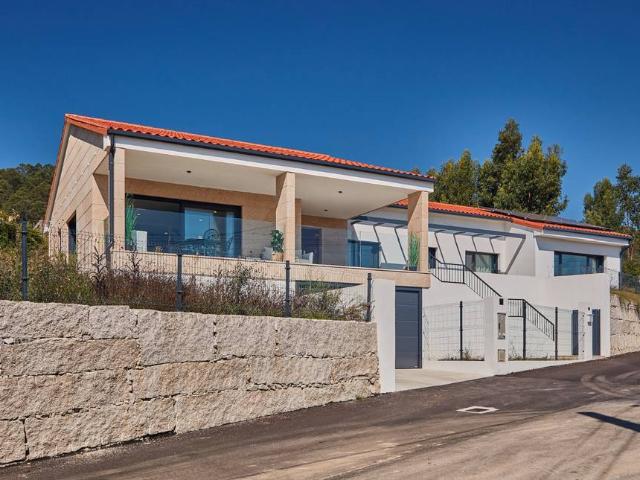 Chalet en venta en Padriñán, O Salnés