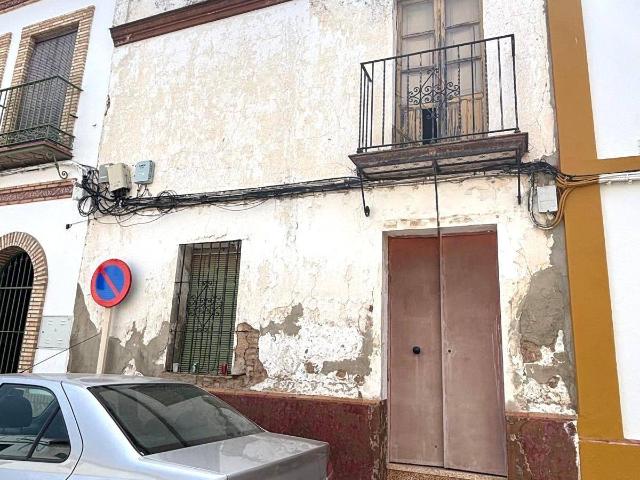 Chalet en venta en Brenes, Sevilla