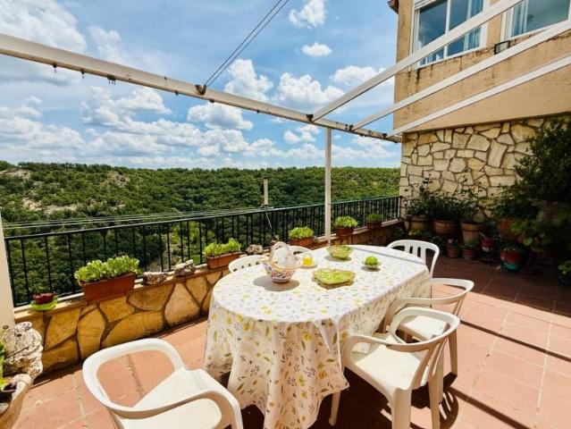 Villa en venta en Brihuega