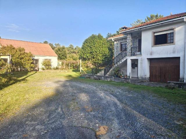 Chalet en venta en Brión, Santiago