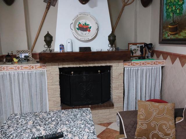 Villa en venta en Bujalance