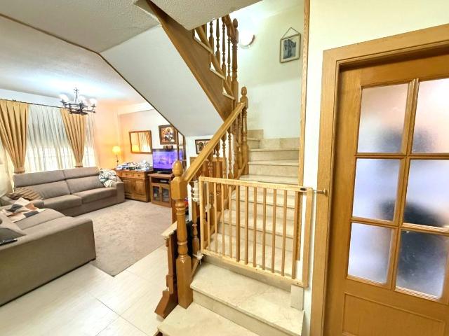 Chalet en venta en Azuqueca De Henares, Castilla-La Mancha