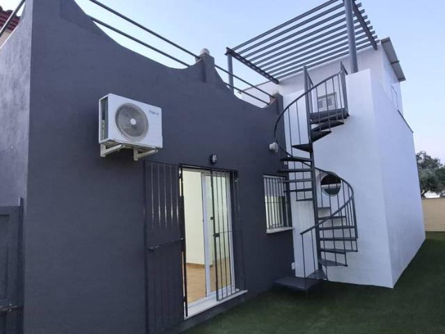 Chalet en venta en Burguillos, Sevilla