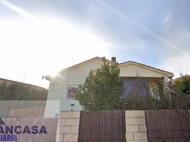 Villa en venta en Burguillos De Toledo