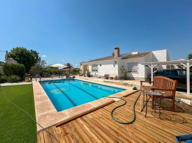 Villa en venta en Busot, Urbanització El Carril