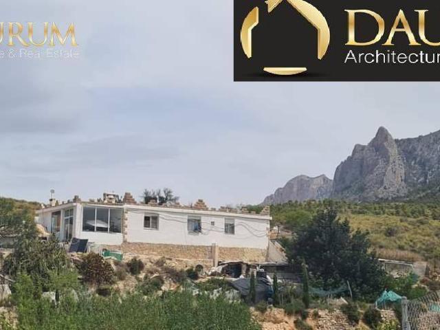 Villa en venta en Busot, Urbanització El Carril