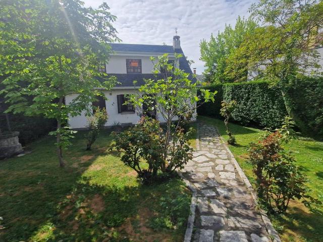 Chalet en venta en Sexmo de Lozoya, Bustarviejo