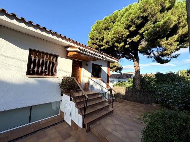 Chalet en venta en la Romànica, Barberà Del Vallès