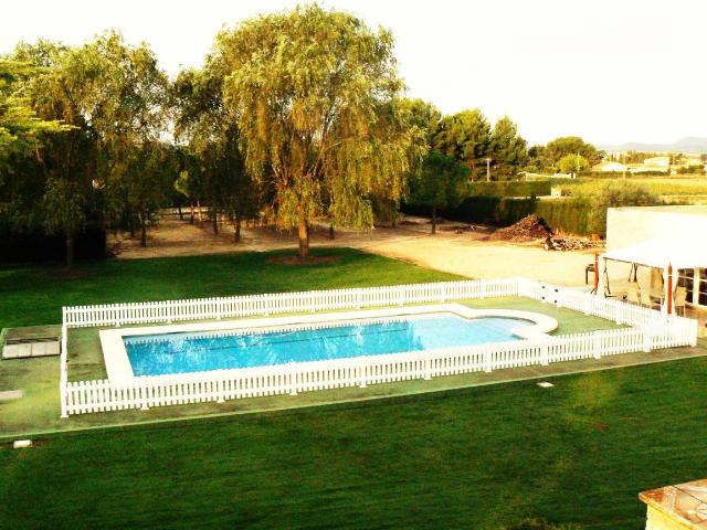 Villa en venta en Villena