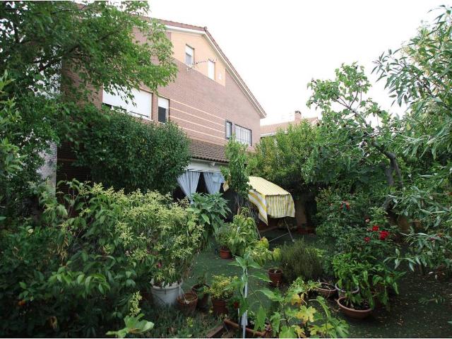 Chalet en venta en Cabanillas Del Campo, Castilla-La Mancha