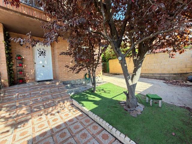 Chalet en venta en Cabanillas Del Campo, Castilla-La Mancha