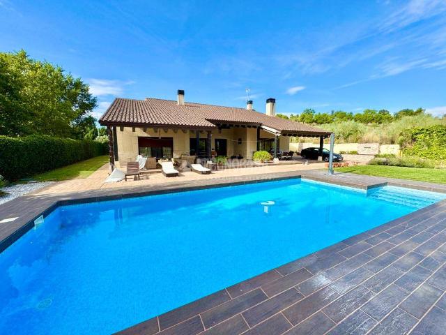 Chalet en venta en Cabanillas Del Campo, Castilla-La Mancha