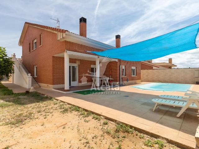 Chalet en venta en Cabanillas Del Campo, Castilla-La Mancha