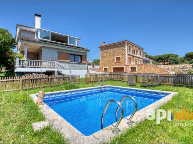 Villa en venta en Calonge