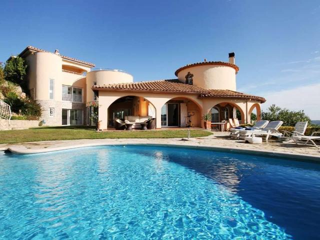 Villa en venta en Calonge
