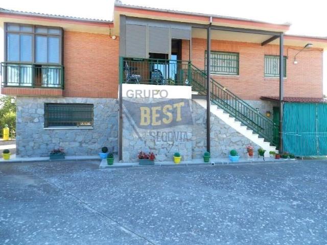 Villa en venta en Cabezuela