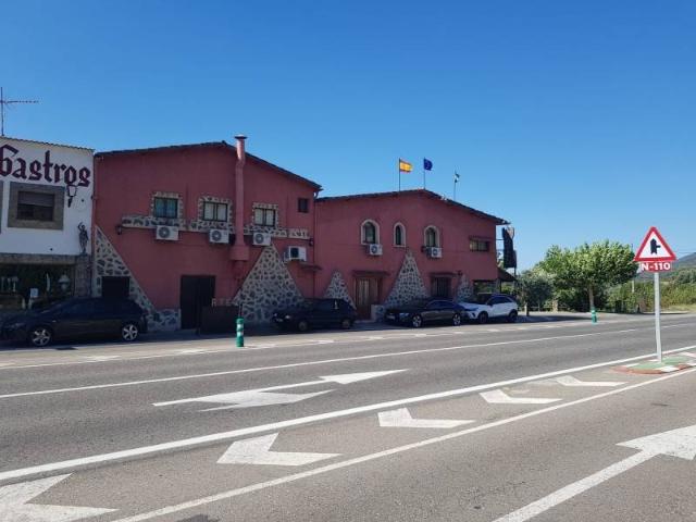 Chalet en venta en Cabezuela Del Valle, Extremadura
