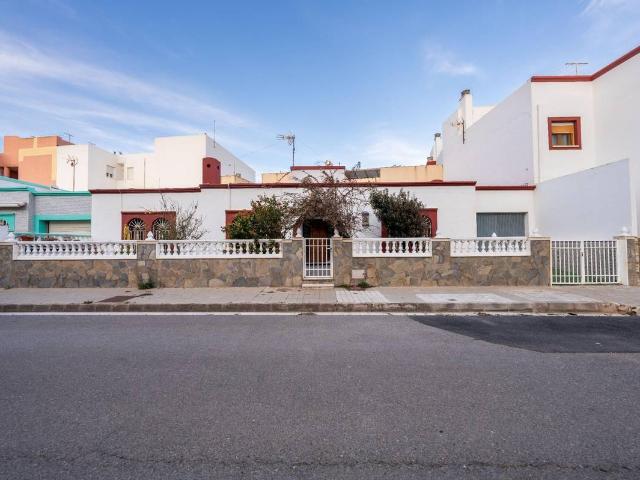 Chalet en venta en Cabo de Gata, Almería