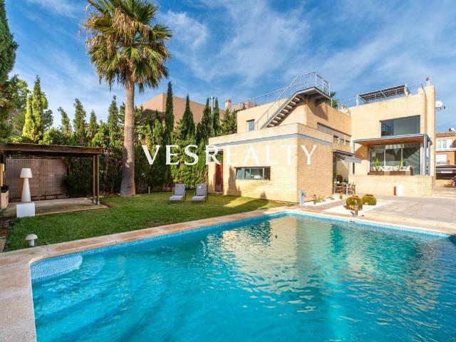 Chalet en venta en Casco Antiguo - Santa Cruz - Ayuntamiento, l'Alacantí