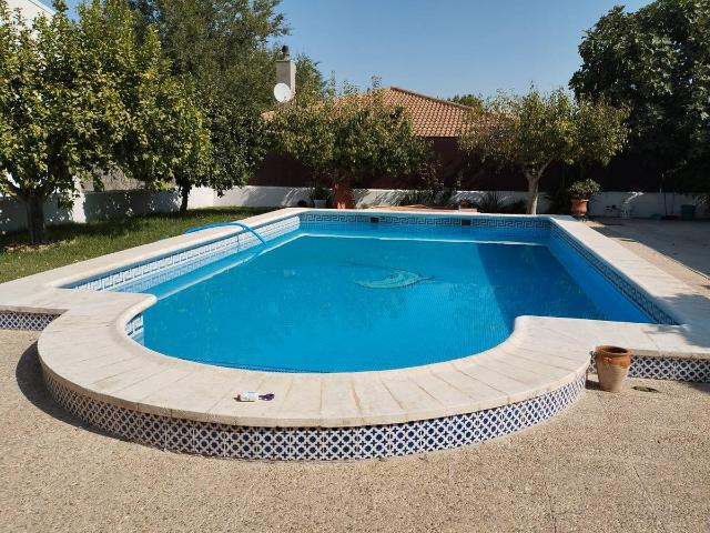 Chalet en venta en La Estación, Cabra