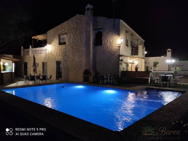 Chalet en venta en La Estación, Cabra