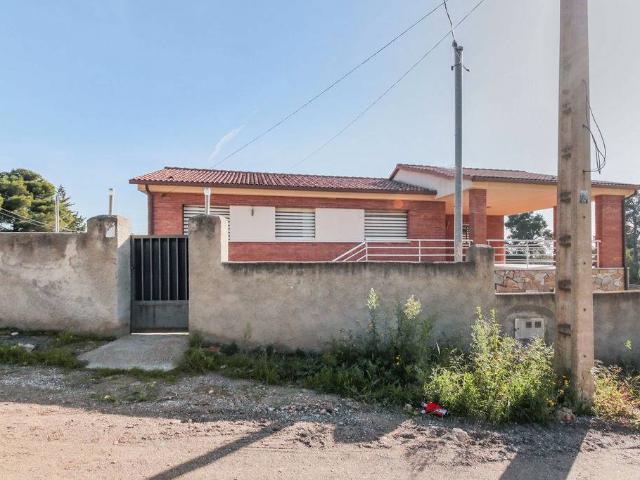 Villa en venta en Cabra Del Camp