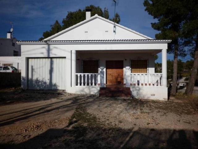 Villa en venta en Cabra Del Camp