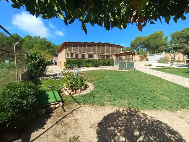 Villa en venta en Cabra Del Camp