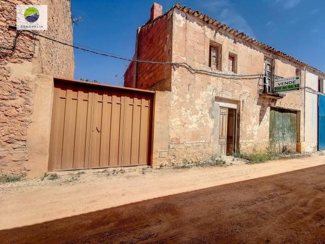 Villa en venta en Cabra Del Santo Cristo