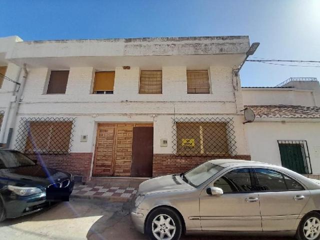 Villa en venta en Cabra Del Santo Cristo