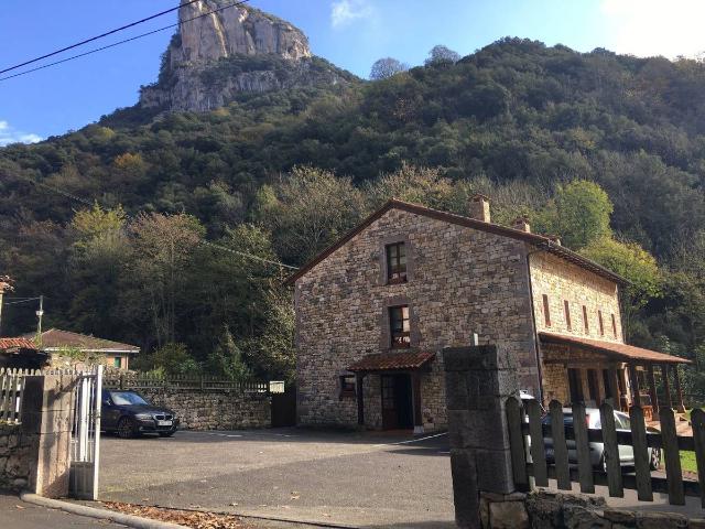 Chalet en venta en Cabrales, Asturias