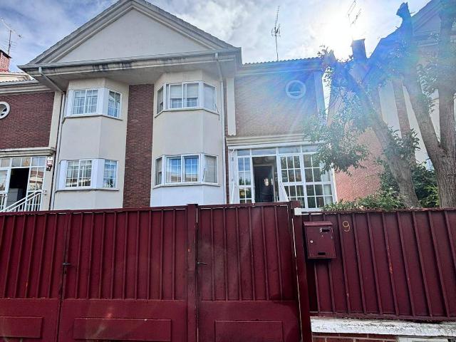 Villa en venta en Cabrerizos, Casablanca