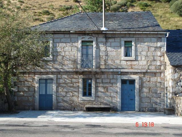 Chalet en venta en Cabrillanes, León
