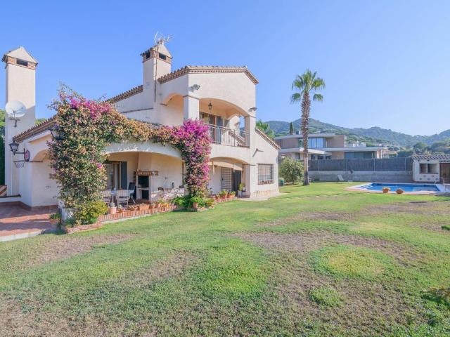 Chalet en venta en Cabrils, Barcelona