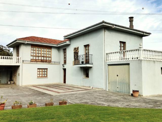 Chalet en venta en Camargo