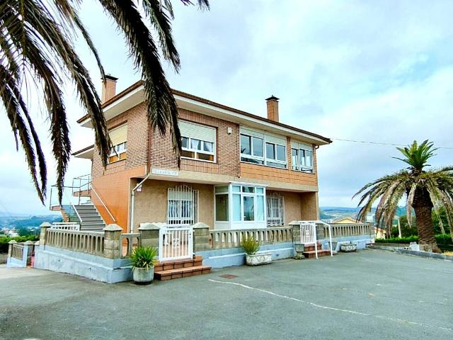 Chalet en venta en Camargo