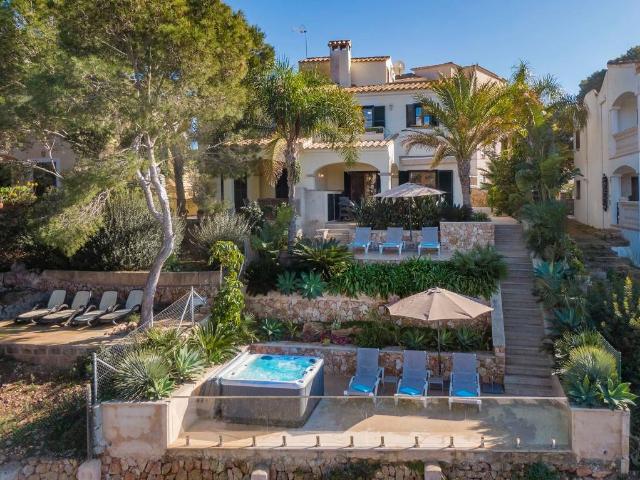 Villa en venta en Llucmayor