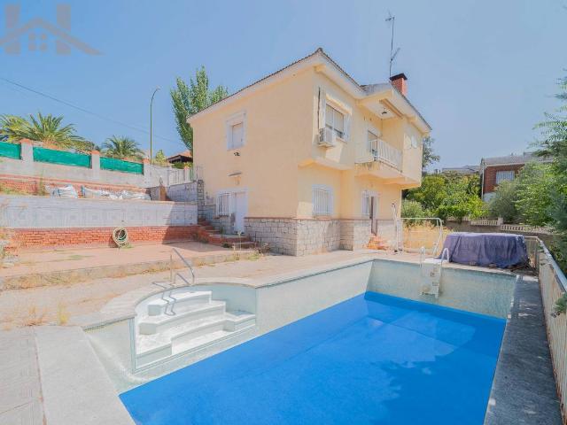 Chalet en venta en Santa Cruz Del Retamar, Castilla-La Mancha