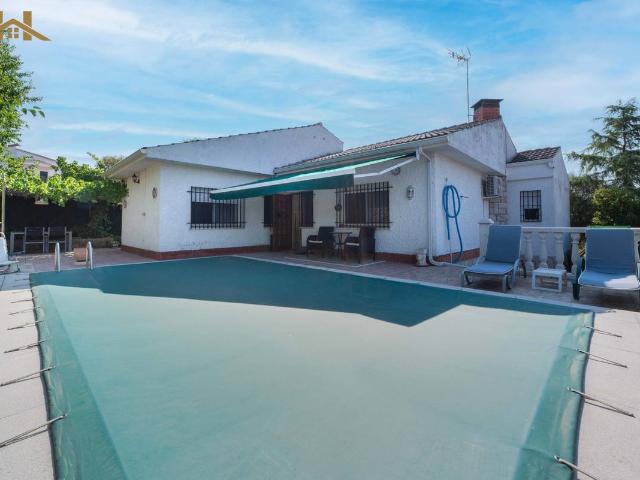 Villa en venta en Santa Cruz Del Retamar, Las Perdices