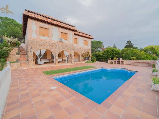 Villa en venta en Santa Cruz Del Retamar, Las Perdices