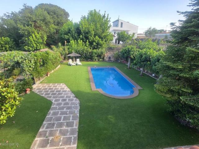 Chalet en venta en Caldes De Malavella, Canigó